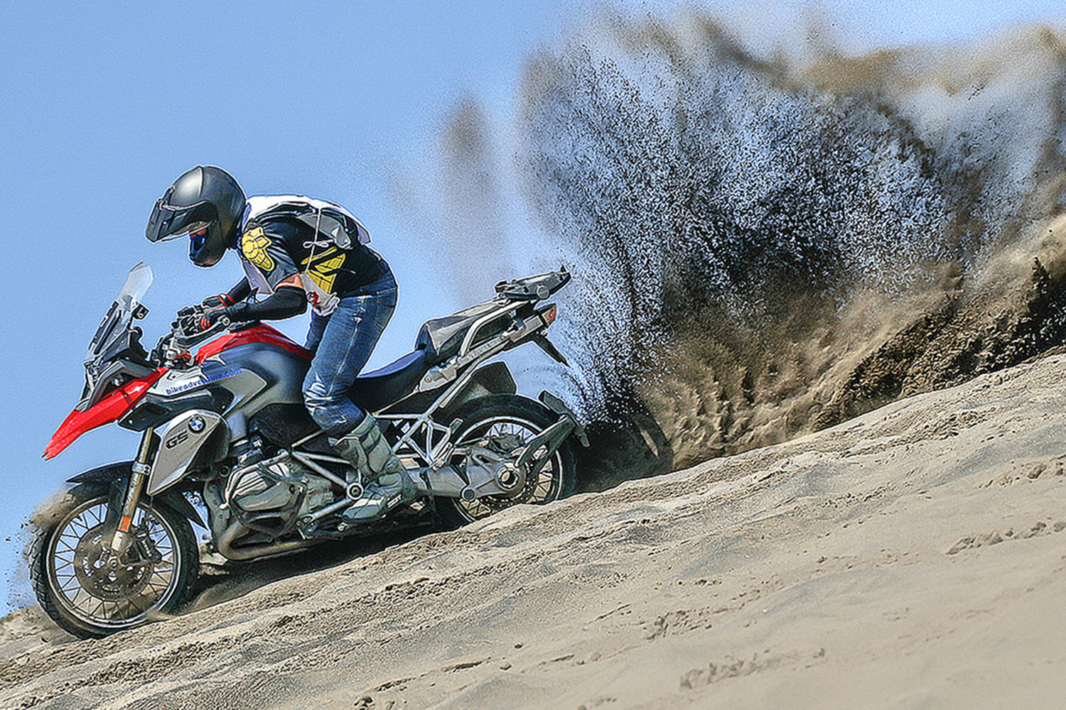 Motorcycling 27
