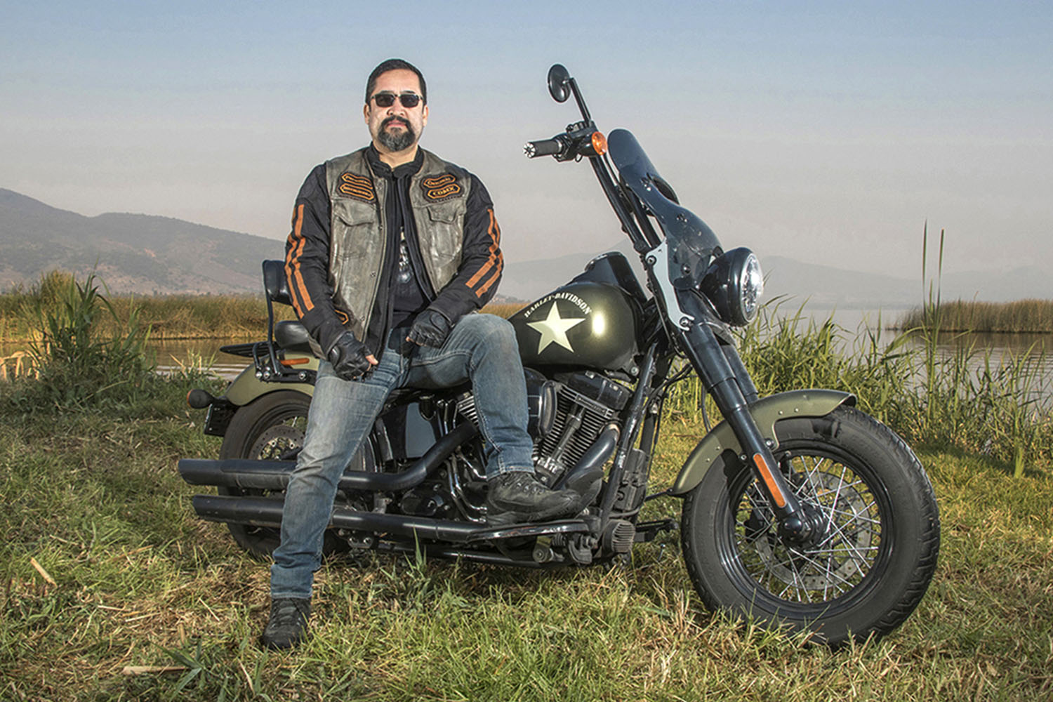 Motorcycling 31